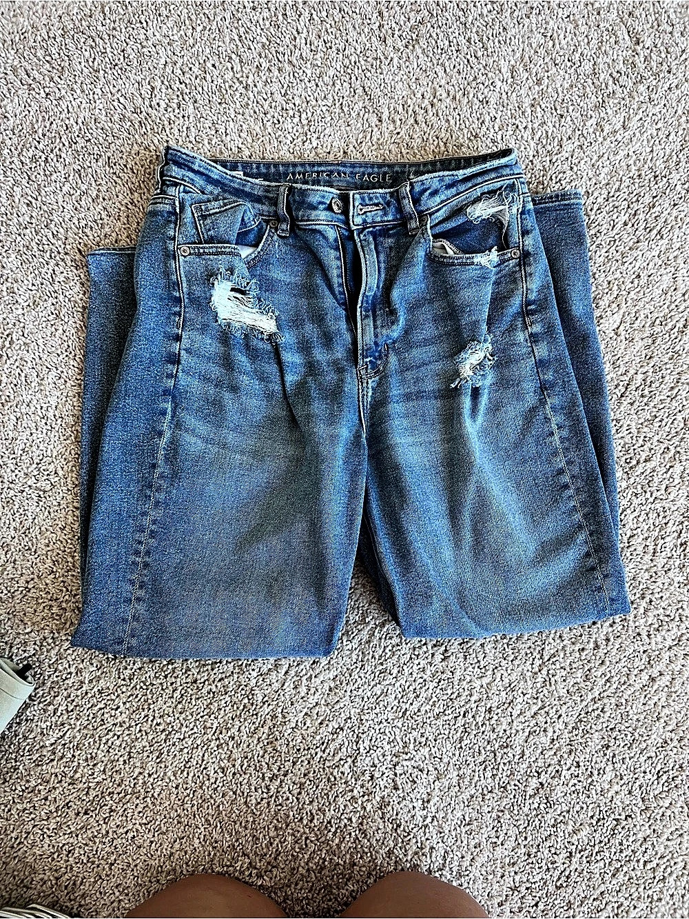 Distressed American Eagle Mom Straight Jean